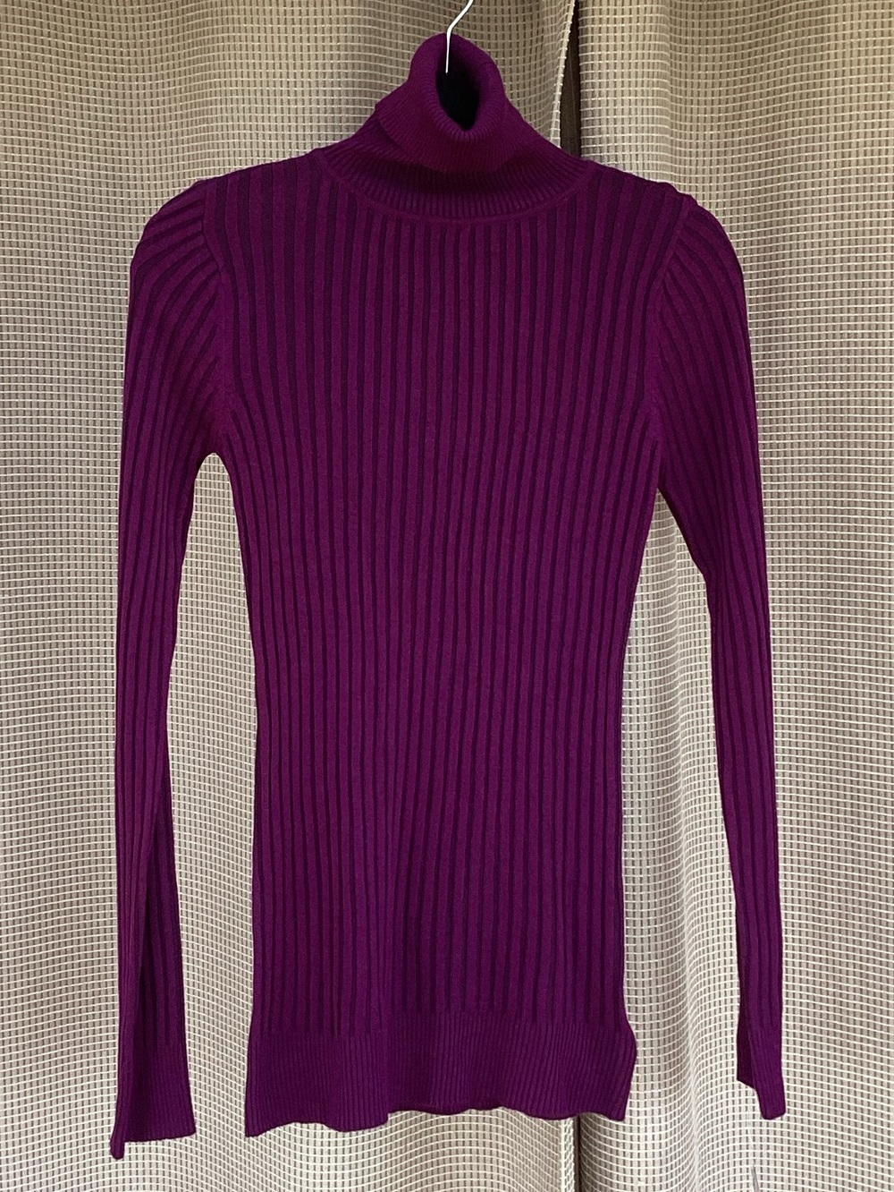 Grane Ribbed Turtleneck Sweater - Deep Purple